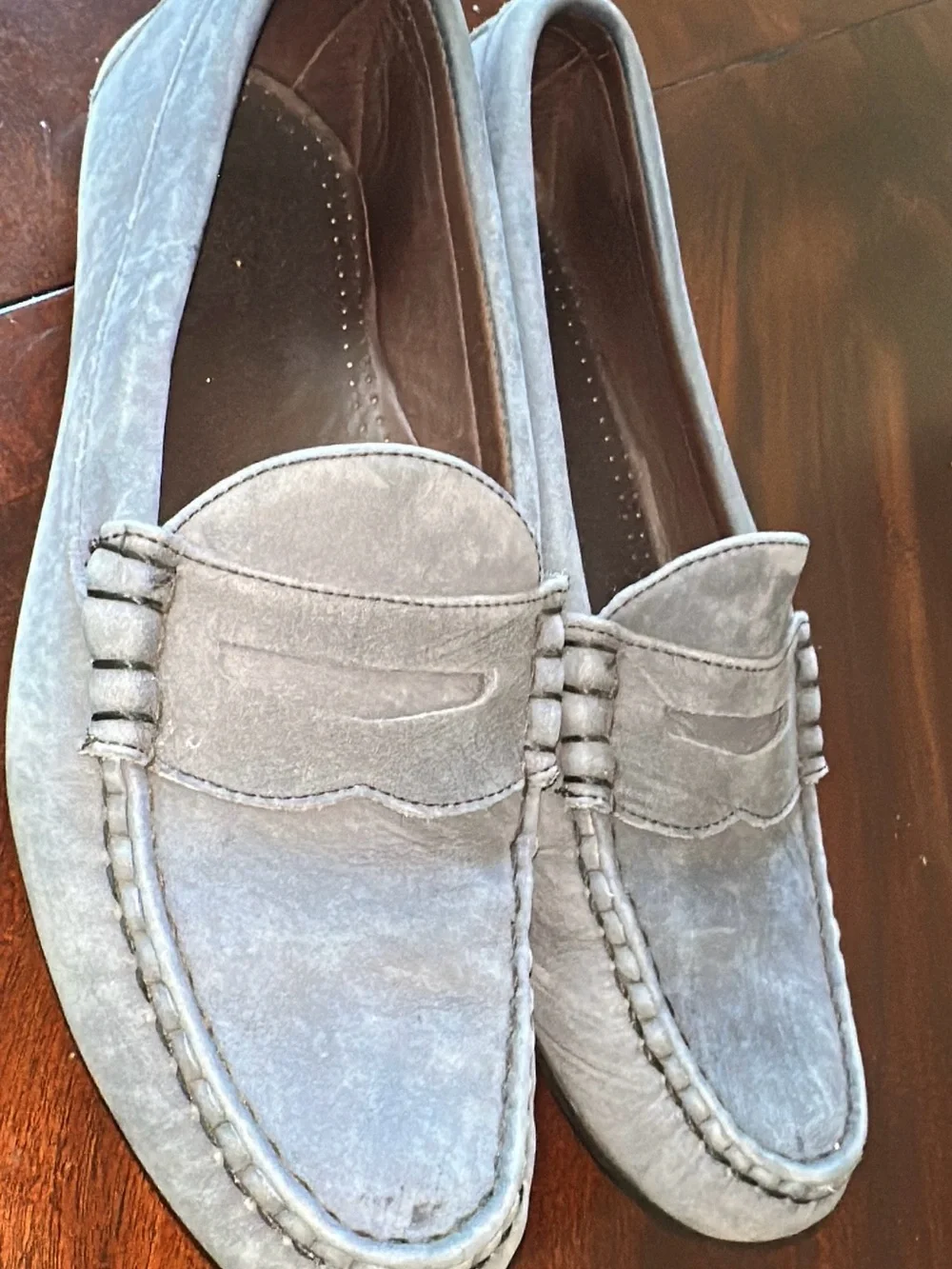 Allen Edmonds elegant suede